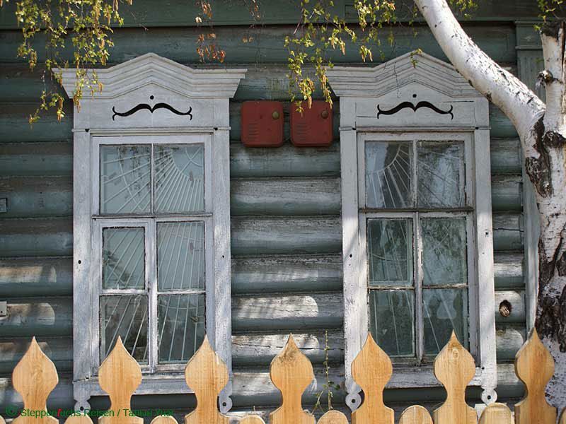 Steppenfuchs Reisen - Holzhaus in Russland