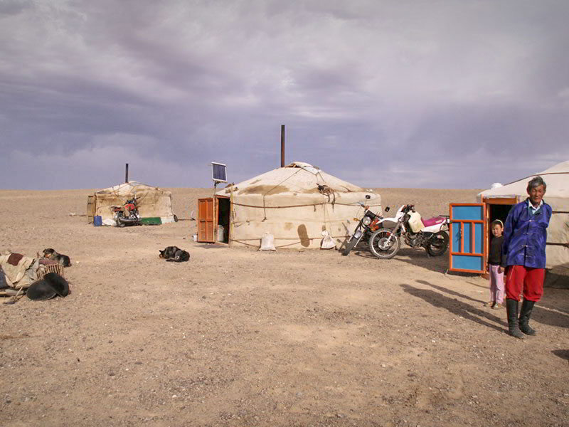 Steppenfuchs Reisen - Nomadenfamilie in der Gobi