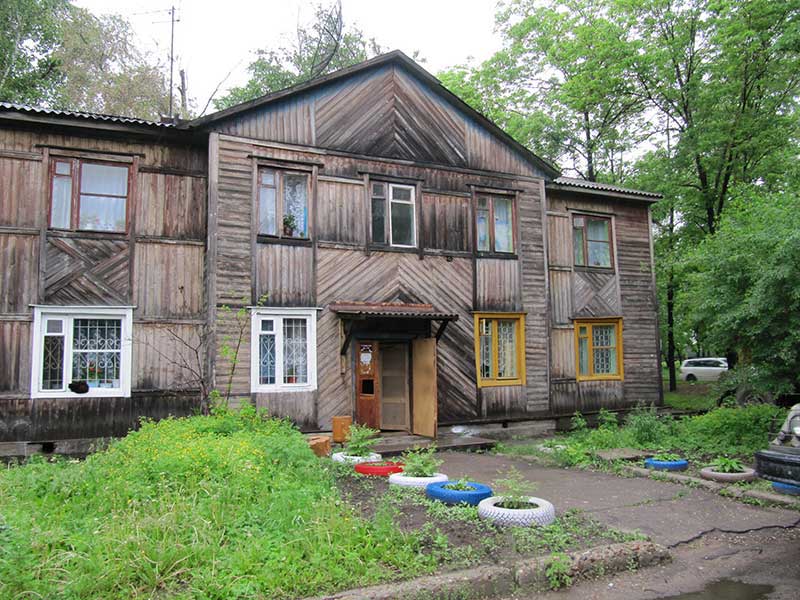 Steppenfuchs Reisen - altes Wohnhaus in Russland