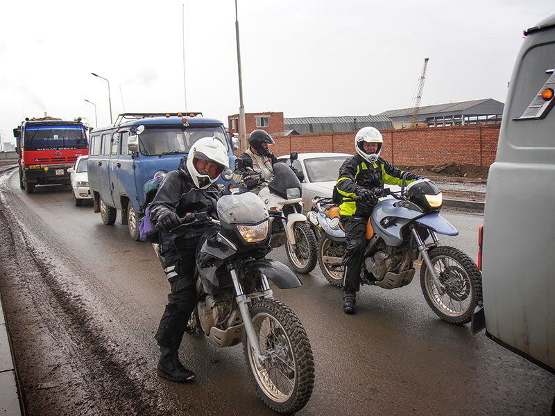 Steppenfuchs Reisen - Mit dem Motorrad in Ulaanbaatar