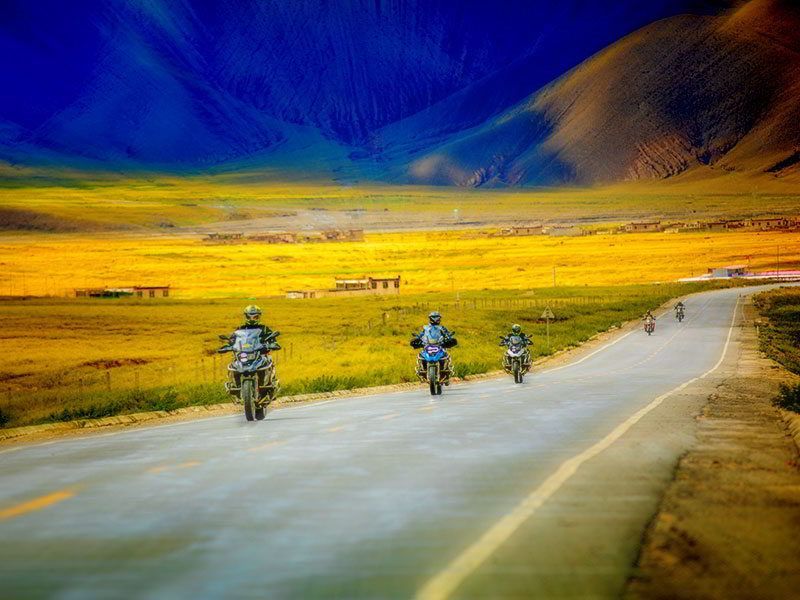 reteppenfuchs Reisen - Himalaya Motorradtourlanges weites Tal