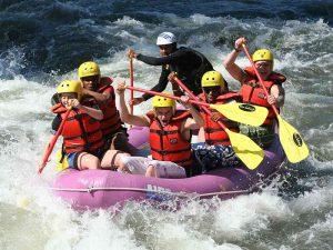 Steppenfuchs Reisen . Rafting am Khovd River